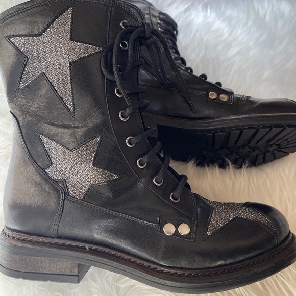 B2 Designer black leather star boots EU 37 US Size 6.5 - Picture 6 of 7